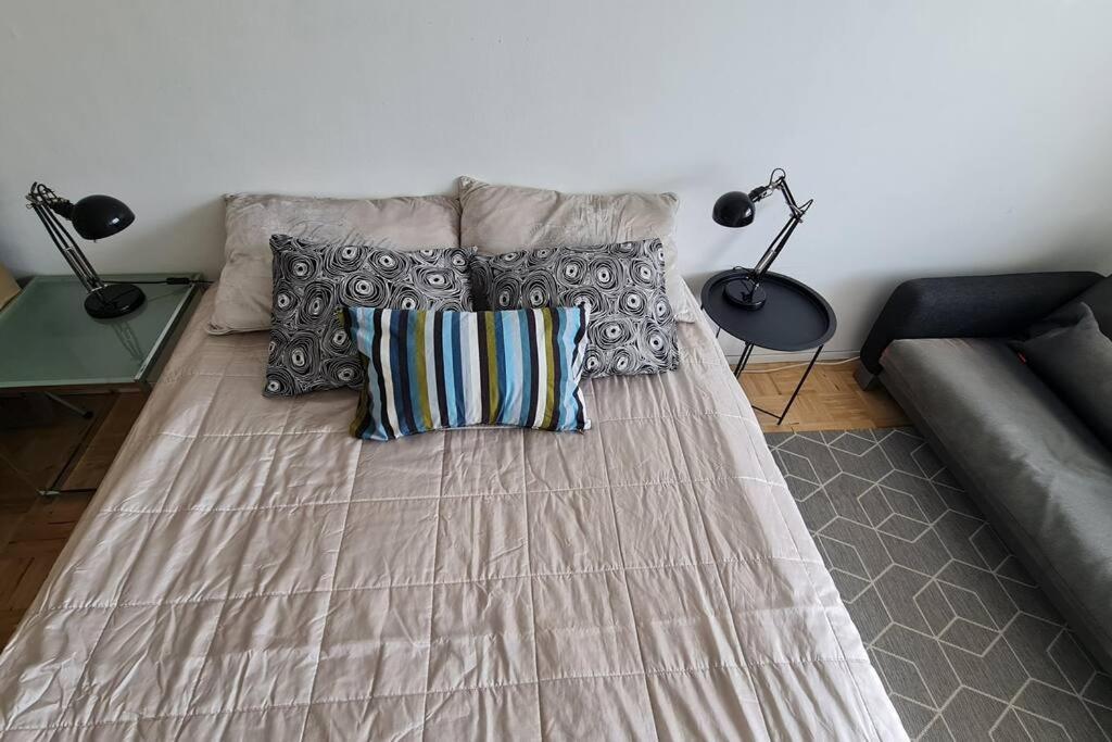 Scandinavian 2-Rooms Apartment City Center Helsínquia Exterior foto