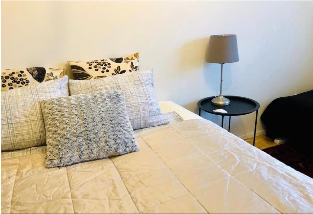 Scandinavian 2-Rooms Apartment City Center Helsínquia Exterior foto